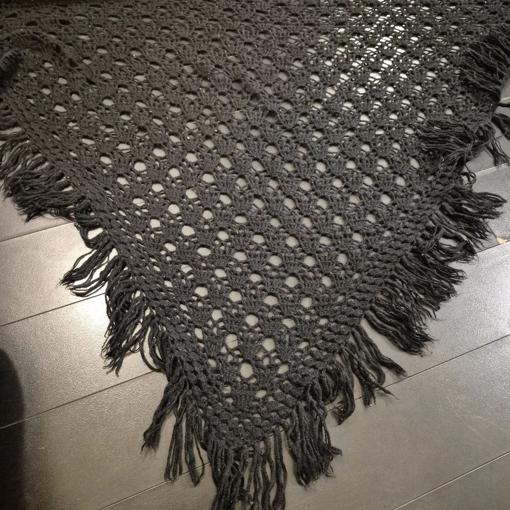 Handmade Knit Pattern Scarf - Picture 7 of 8